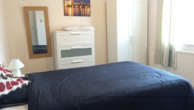 ROOM TO LET IN DAWLEY - ALL BILLS..