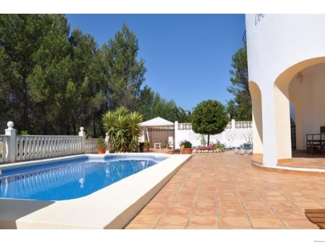 4 Bedrooms - Villa - Alicante - For Sale - 2
