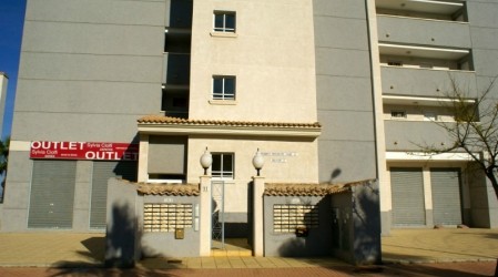 Resale · Apartment · Spain · Costa Bl..