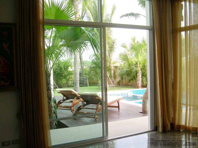 Nagawari: Secluded tropical 5 bedroom..