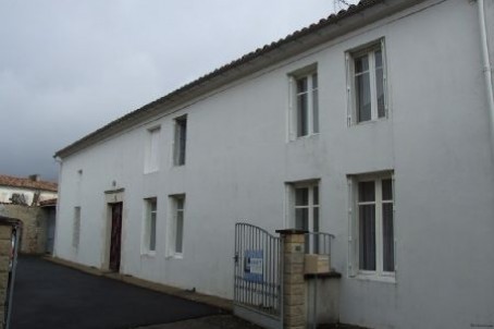 Stone House For Sale Nere