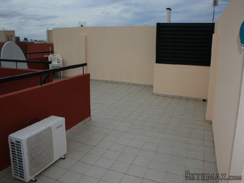 3 Bedrooms Villa For Sale