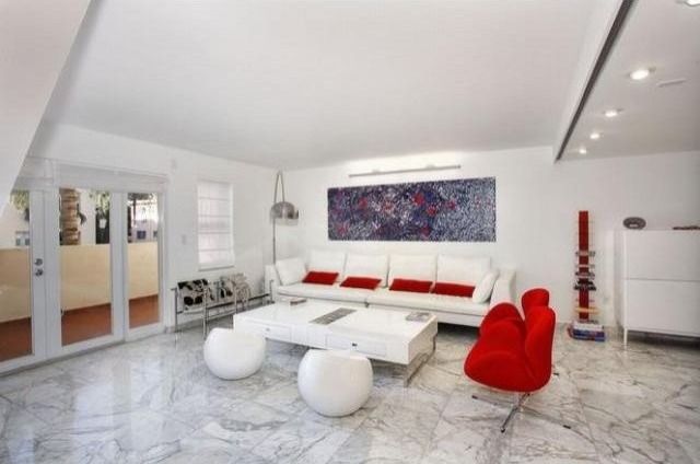2 bedroom Flat For Sale: 1005 8 ST # 203 - 2