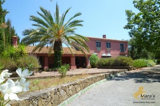 Finca country horse property for sale..