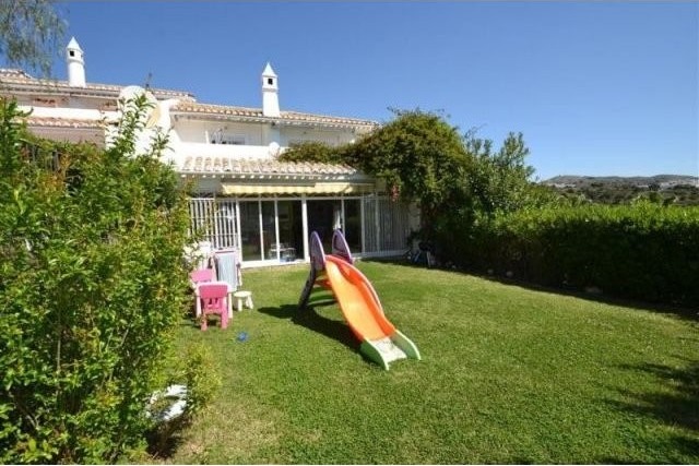 Town House - Charming townhouse in..