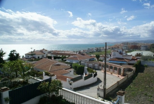 Detached House for Sale in Costa..