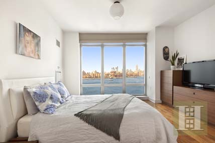 2 bedroom Apartment For Sale: 2.. - 2