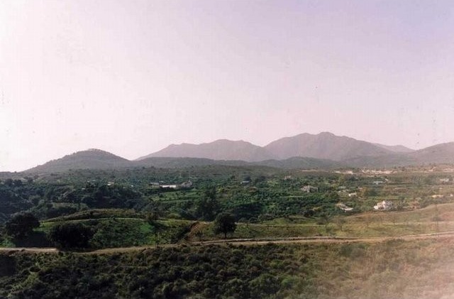 Land - Plot, ExceptionalFeatures: Close..