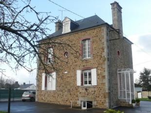 Great Location in Popular Market Town - 2