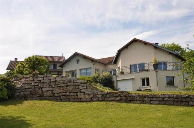 4 bedroom Villa For Sale: 38490 SAINT.. - 2
