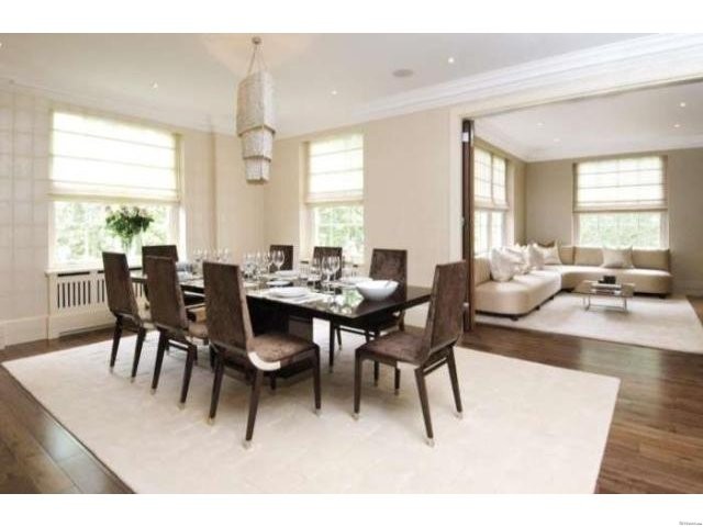 7 bed flat to rent in Park Road, St.. - 2