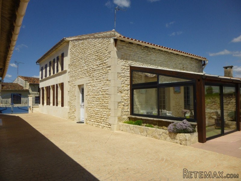 Stone House For Sale St Jean D Angely - 2
