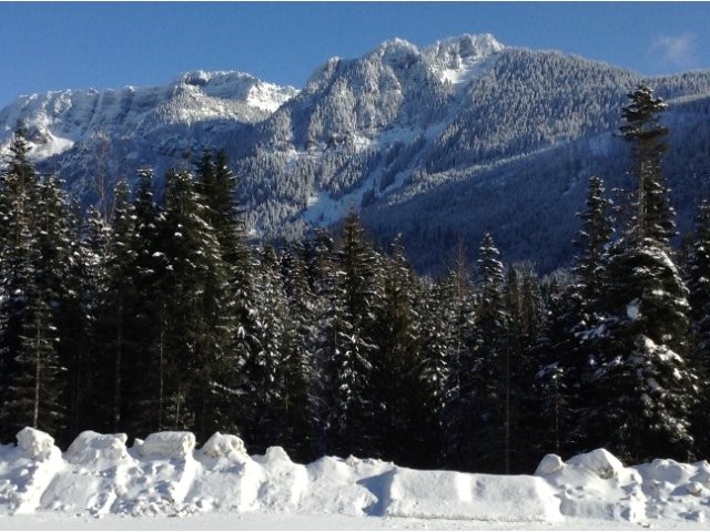 Land - For details contact Linda..