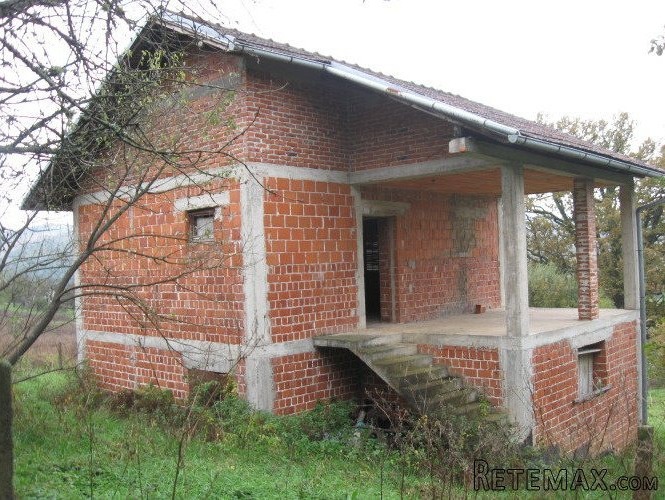 Prodaja nedovršene kuće u Tušiloviću - 3