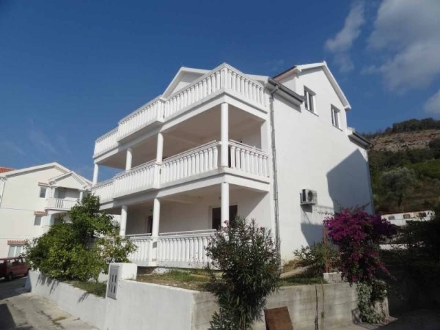 Apartment in Tivat