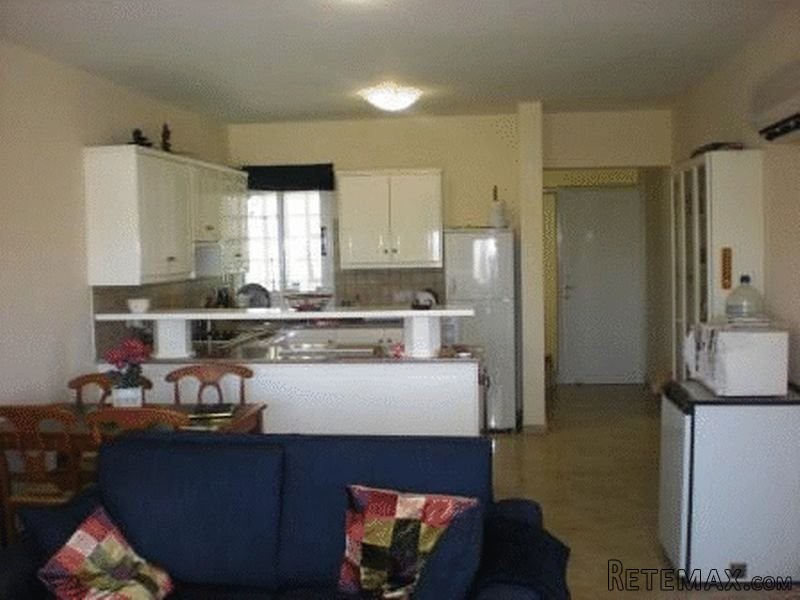 Top Floor Two Bedroom Apartment set in.. - 2