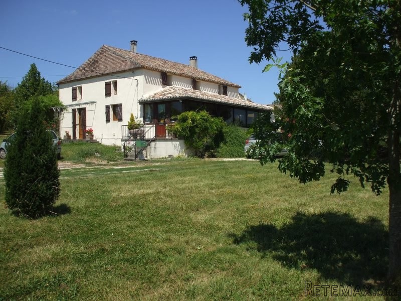 An Attractive Villa With Stone Barn For..