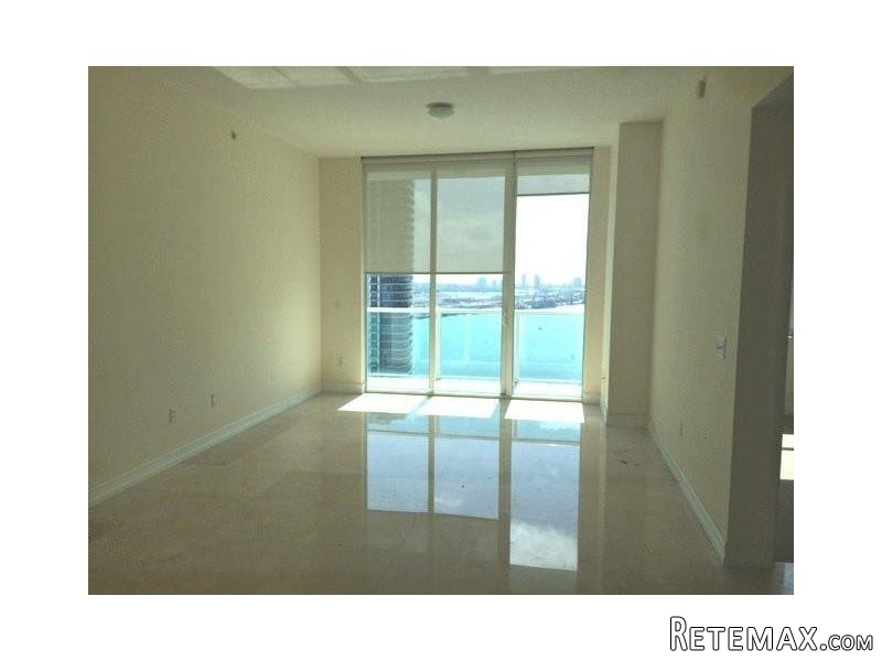 2 bedroom Flat For Sale: 31 SE 5 ST #.. - 2