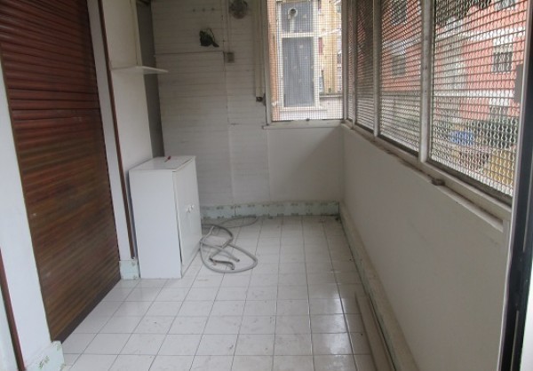 1 Bedroom - Apartment - For Sale