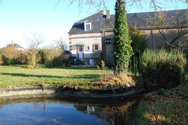 5 bedroom House For Sale: 28000 CHARTRES - 2