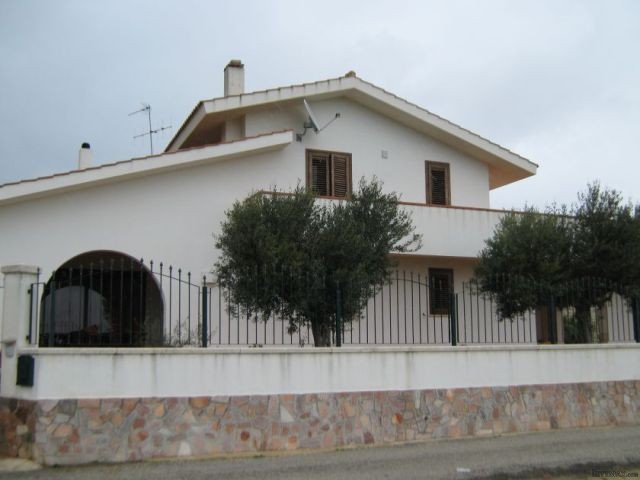 Villa - For Sale - Other areas in Italy..
