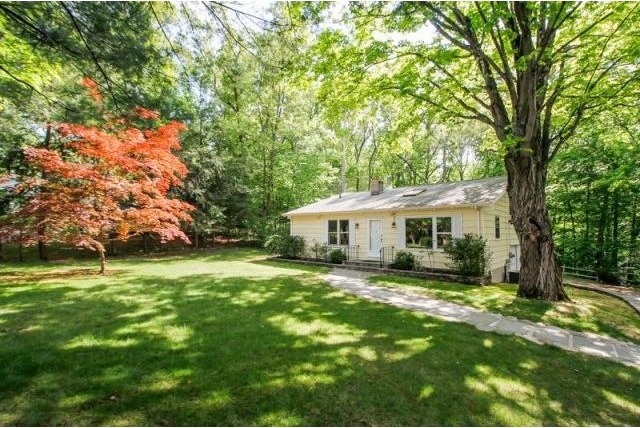 3 bedroom Residence For Sale: Millwood..