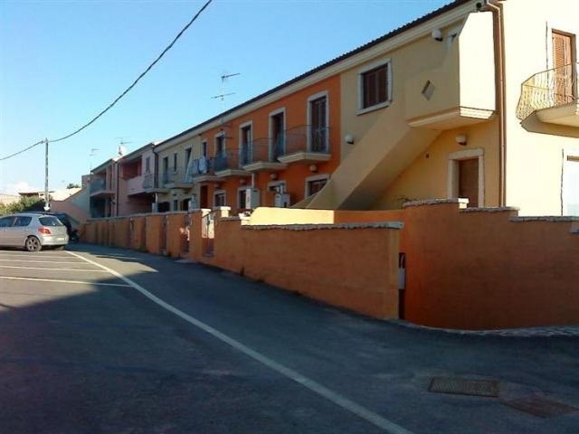 1 Bedroom - Apartment - For Sale