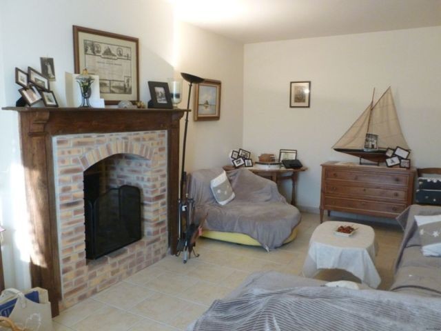 Maison 5 Pieces A Savigny Le Vieux, 9km.. - 2