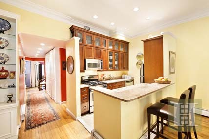 3 bedroom Apartment For Sale: 325 WEST.. - 2