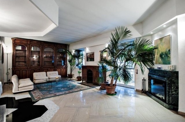 3 Bedrooms - Attic - For Sale