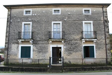 Beautiful habitable detached property...