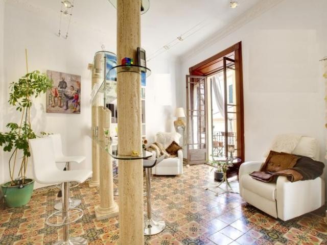 Lovely apartment with patio and garage.. - 2
