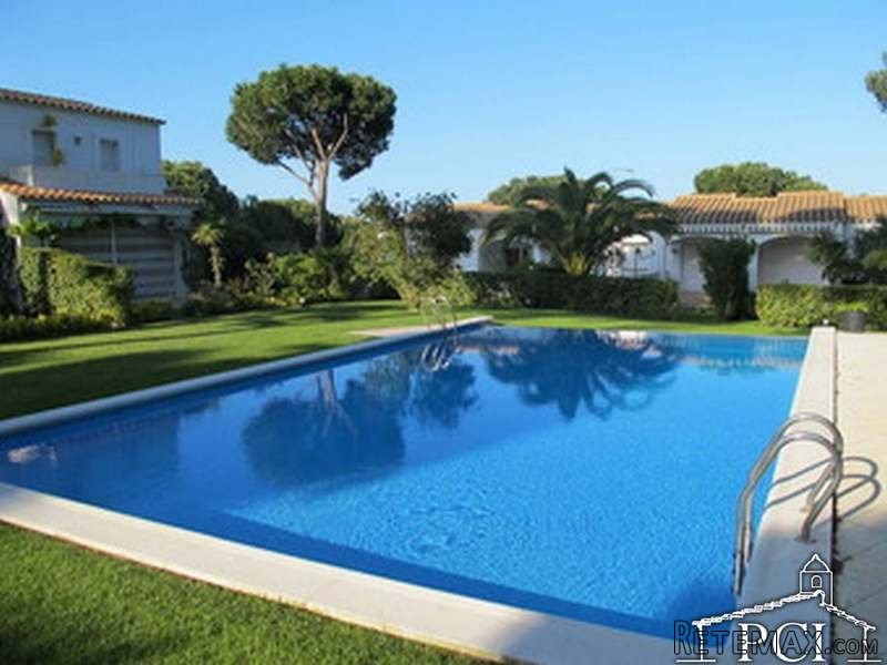 Terraced house with nice community. - 2