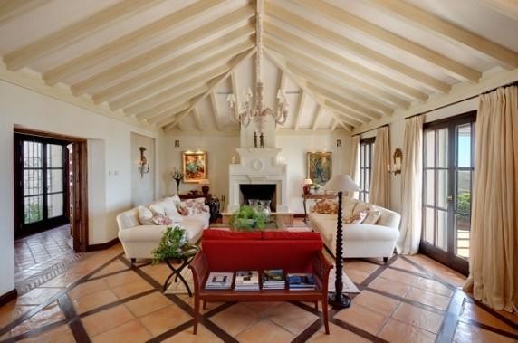 5 bedroom villa for sale