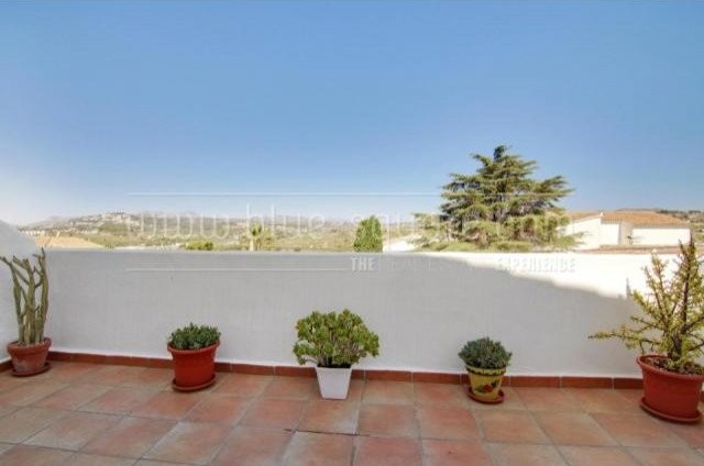 Well presented one bedroom apartment.. - 2