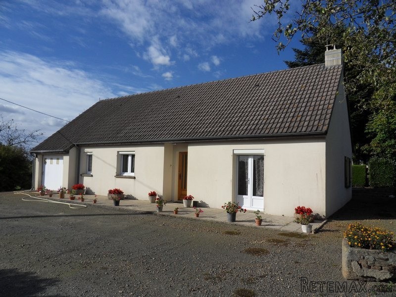 Country Hose with Outbuilding