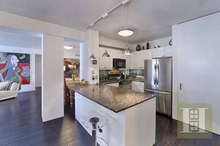 3 bedroom Apartment For Sale: 333 EAST..
