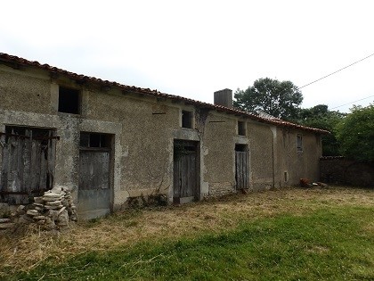 Farm house to renovate