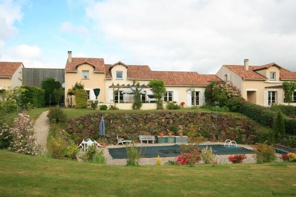 Montbron (Charente) - A fabulous 4..