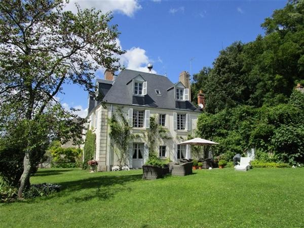 17c Historic Manoir Close To Tours