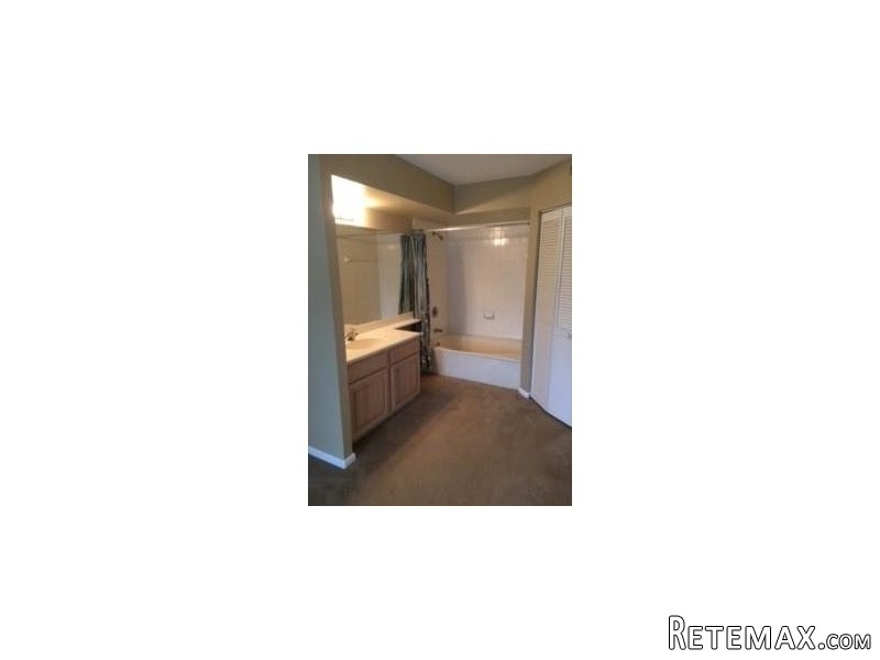 2 bedroom Flat For Sale: 1280 S..