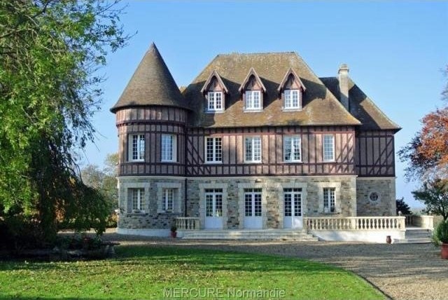 7 bedroom Manor House For Sale: 14240..