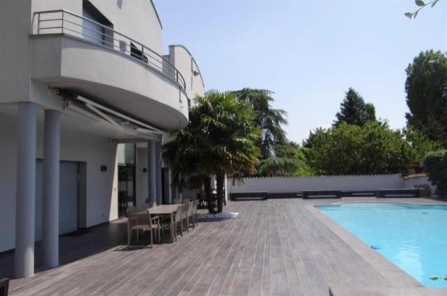 6 bedroom Villa For Sale: 69130 ECULLY