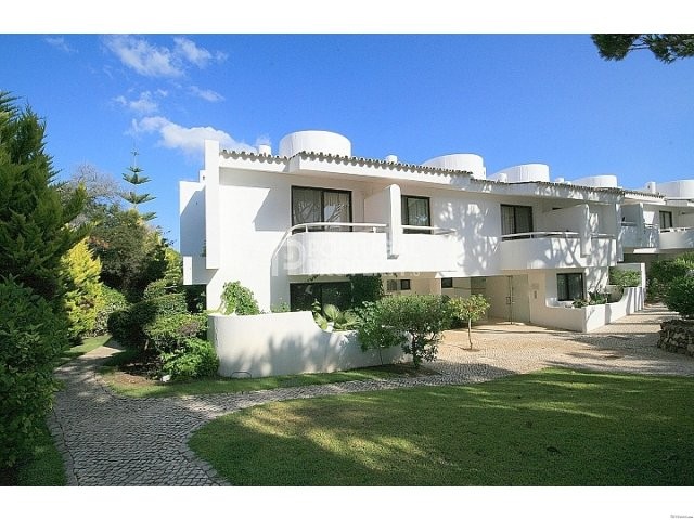 SPACIOUS 3 BED APARTMENT NEAR THE BEACH