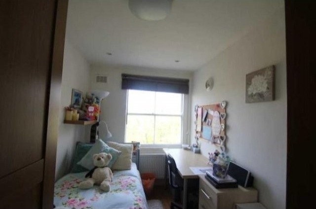 3 Bed Flat/Apartment To Let in London