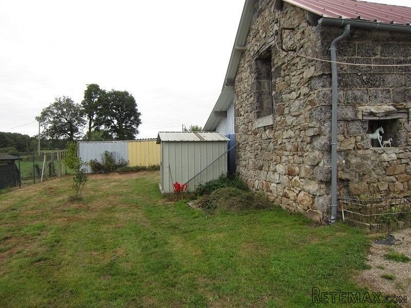 Detached House with Outbuilding - 2