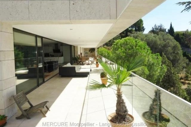 3 bedroom Villa For Sale: 34200 SETE - 2