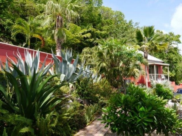 Tortola Virgin Islands, British 3.. - 2