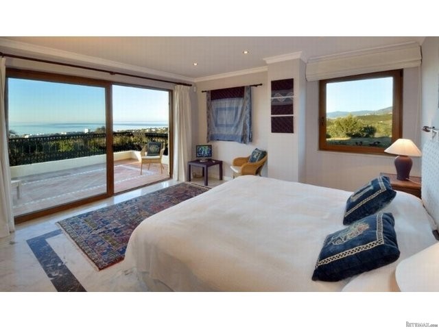 Villa for sale in Marbella East.. - 2