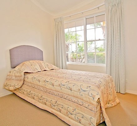 A spacious and private apartment in a..